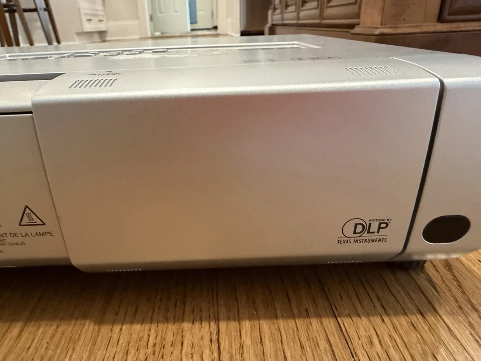 Sharp PG-D45X3D Projector. Needs New Bulb Lamp. - Image 4 of 4