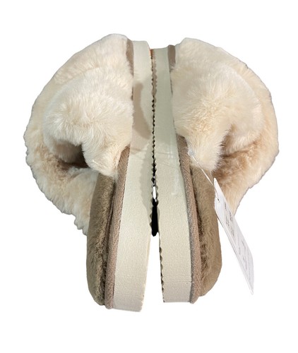 New W T Fuzzy Slippers Women’s M 7-8 Soft Memory Foam Beige House Shoes Non Slip - Bild 3 von 8