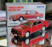 TomyTec Tomica Limited Vintage Neo 1/64 1991-95 Nissan Cedric Gloria Altima Red