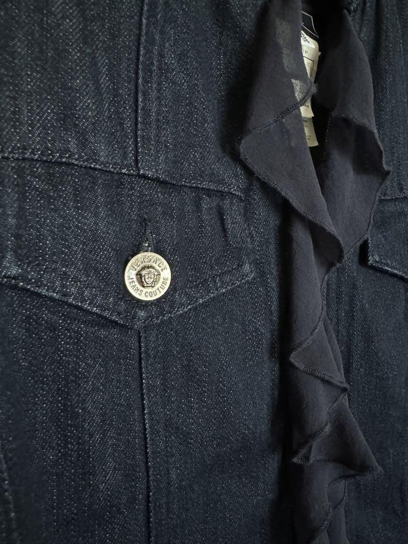 美品 VERSACE ヴェルサーチ フリルデニムジャケット 24/38 S相当 Versace Ruffle Denim Jacket Size 24/38 Dark Blue From Japan