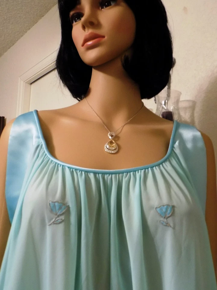 Camisón manga satinada LUCIE ANN DE COLECCIÓN nailon/antrón AZUL ESPUMA DE MAR talla mediana Foto 4 de 4