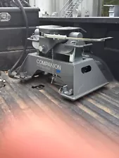 B&W Companion OEM 5th Wheel Hitch for Chevy/GMC