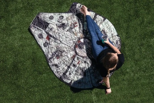 Star Wars Millennium Falcon Blanket in a Bag - Thumbnail 4