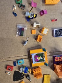 LEGO Harry Potter: Diagon Alley Shops (4723), Gryffindor (4722), Hogwarts (4721)