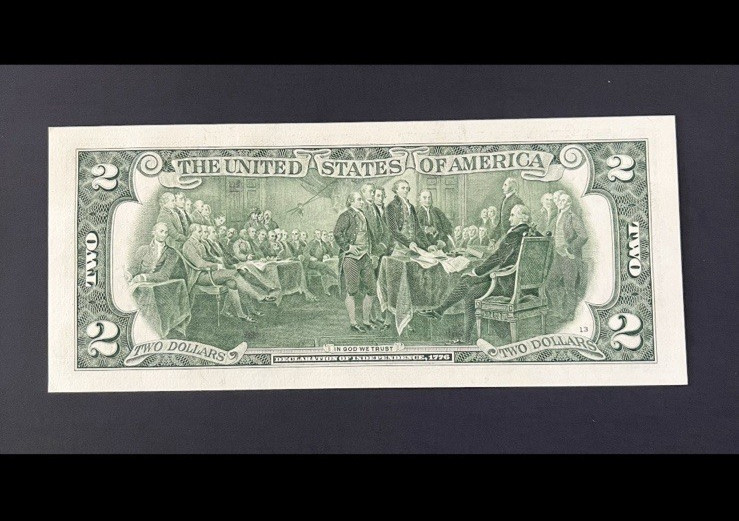 ERROR $2 DLL BILL - YEAR 2026 ON SERIAL & MISALIGNED ERROR, FRB L, 2017A, UNC.