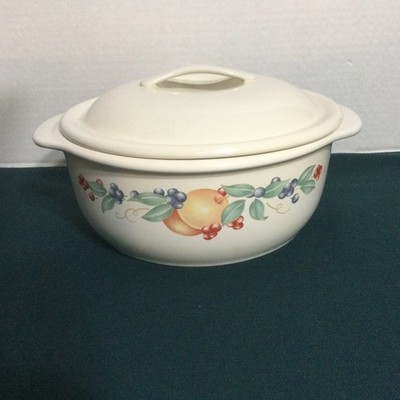 CORELLE COORDINATES ABUNDANCE STONEWARE 2 1/2 Qt - 2.37 Lt CASSEROLE DISH W/LID