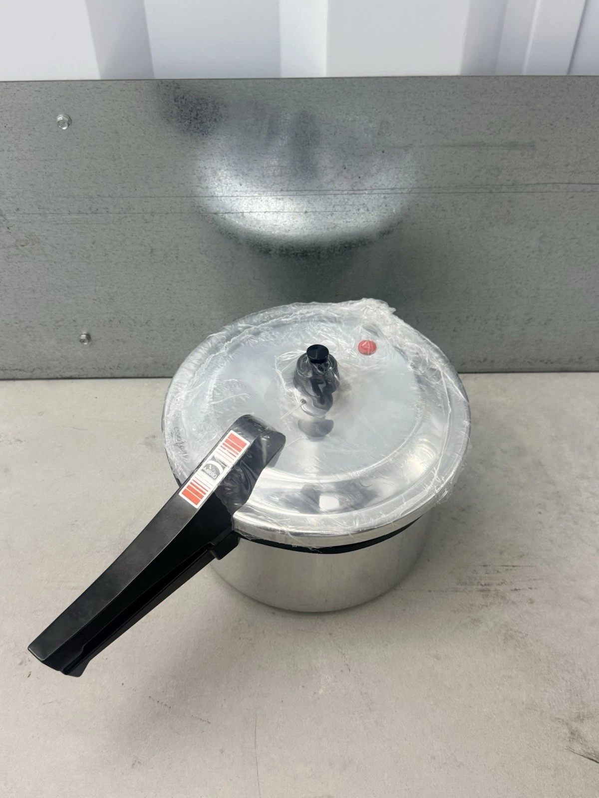 Vintage Mirro 4 Qt Pressure Cooker Canner M-0534-11 Aluminum Made in USA NOS
