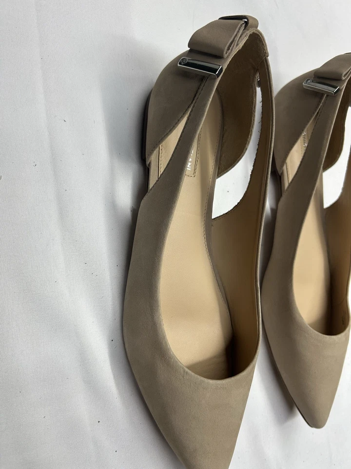 Sapato social feminino Antonio Melani 10M couro sueco bege slip on - Imagem 4 de 4