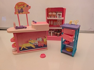 1996 Barbie So Much To Do Pretty Pet Parlor   original accessories, some damage