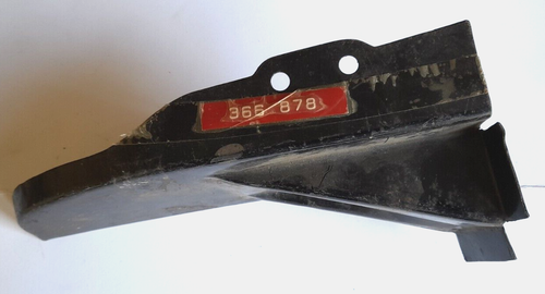 ROVER P6B (3500 3500S) CHASSIS OUTRIGGER RH ORIGINAL 366878 NEU NOS