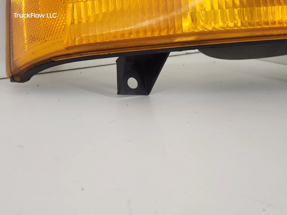 Conjunto de luz de estacionamiento señal de giro derecha Ford F250 F350 Super Duty 1999-2004 OEM Foto 2 de 4