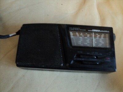 OMEGA MODEL 4021 10 Band Radio portable LW MW FM SW - Main Image