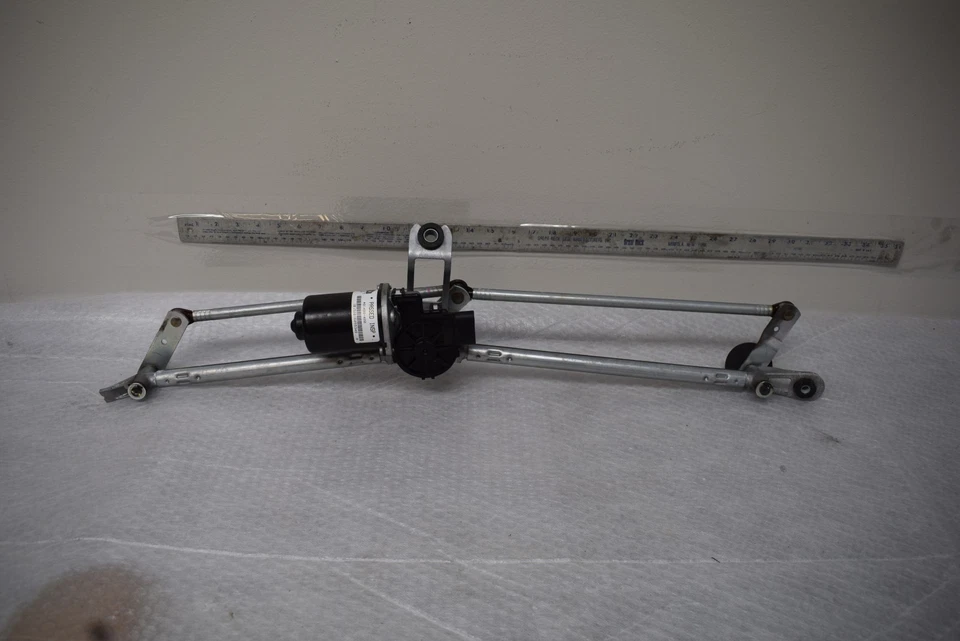 RAM 1500 2017 limpiaparabrisas motor OEM de fábrica Foto 4 de 4