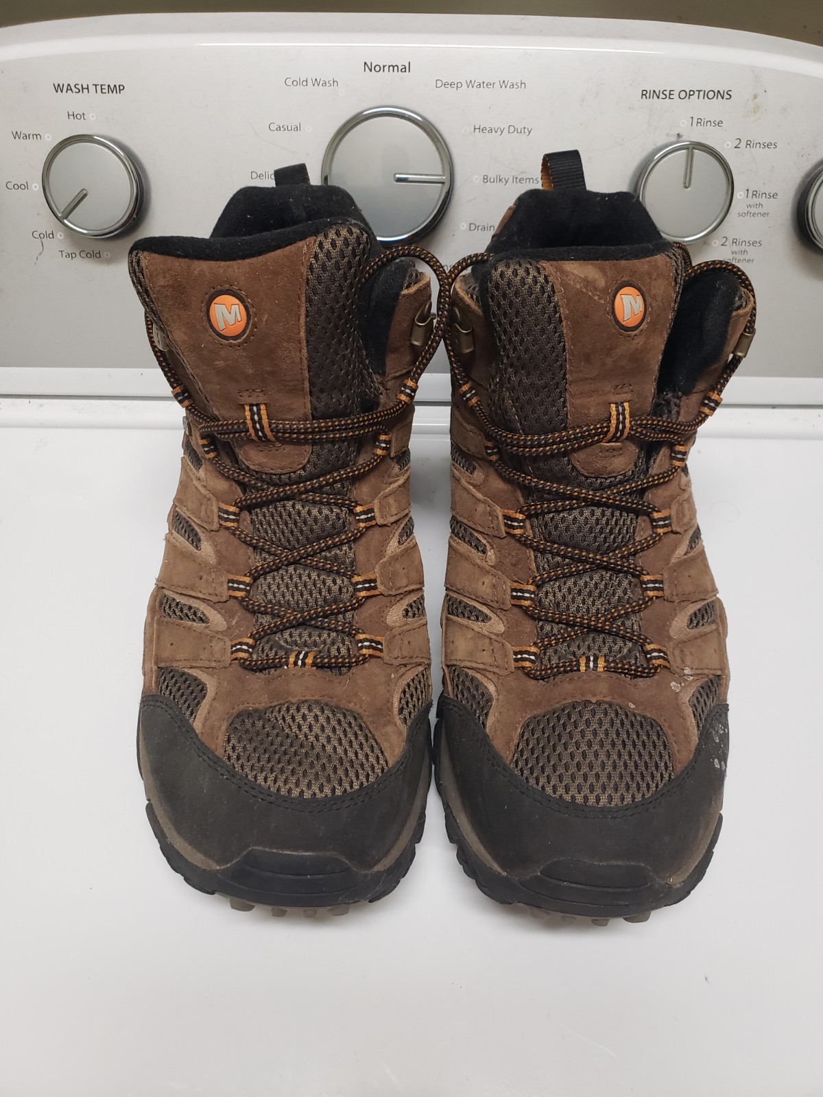 Stivali da trekking Merrell Moab 2 Mid impermeabili uomo 10 suole Vibram marrone terra