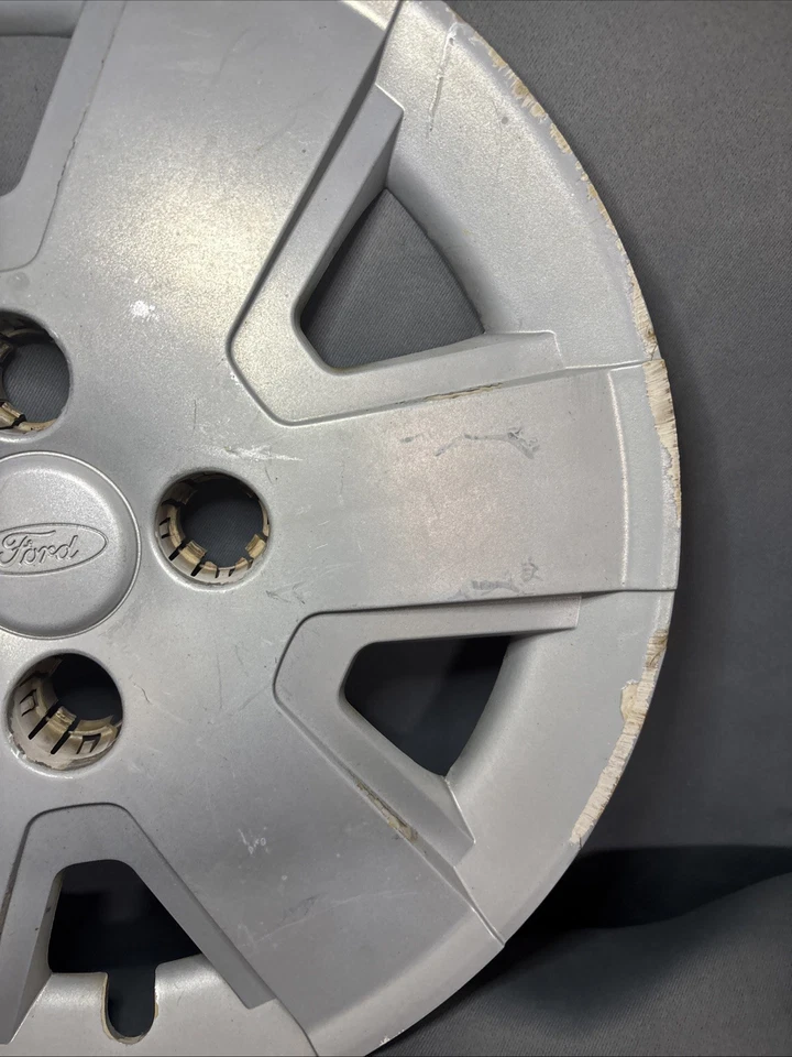 Tapacubos Ford Focus 15" 2006-2011 7044 P/N 8S43-1130-AA Foto 4 de 4