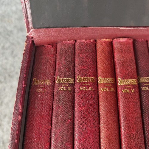 Shakespeare's Complete Works in 12 Volumes - 1896 Hardback Edition in case - Picture 4 of 21