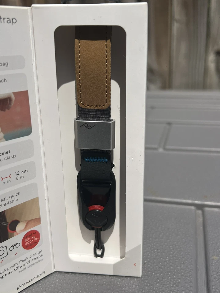 Correa de muñeca Peak Design Cuff para cámara (ceniza) Foto 4 de 4