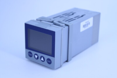 JUMO Temperaturregler  703041/181-000-25/000