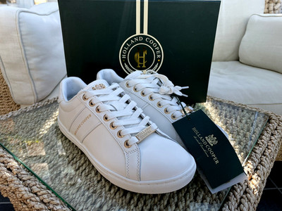 Holland Cooper Knightsbridge Court Sneaker (weiß & gold) UK 6 NEU VERPACKT 129 £
