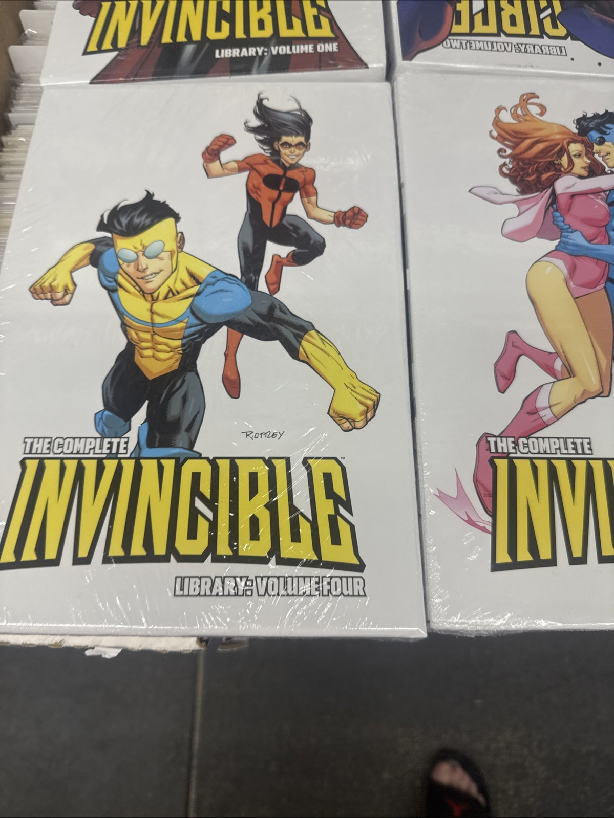 Invincible Library Edition Invincible Complete Library HC Volumes 1-6 Set NEW SEALED Image Comics ...