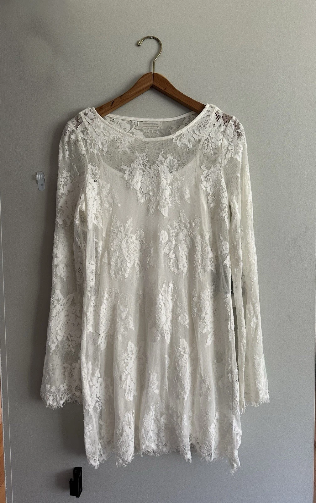 OFF WHITE Urban Outfitters abito donna panna pizzo boho manica lunga taglia small nuovo senza etichette