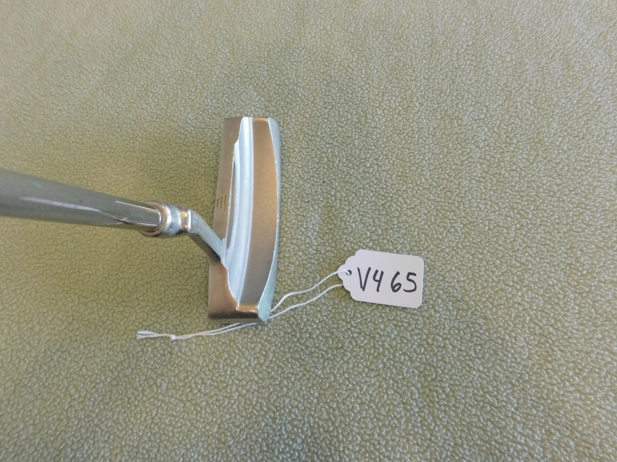 Mizuno Miz 1 Right Handed Steel Shaft 32.5 Inches Blade Putter