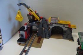 LEGO CITY: The Mine (4204)complete, 1 Minifigure, see description