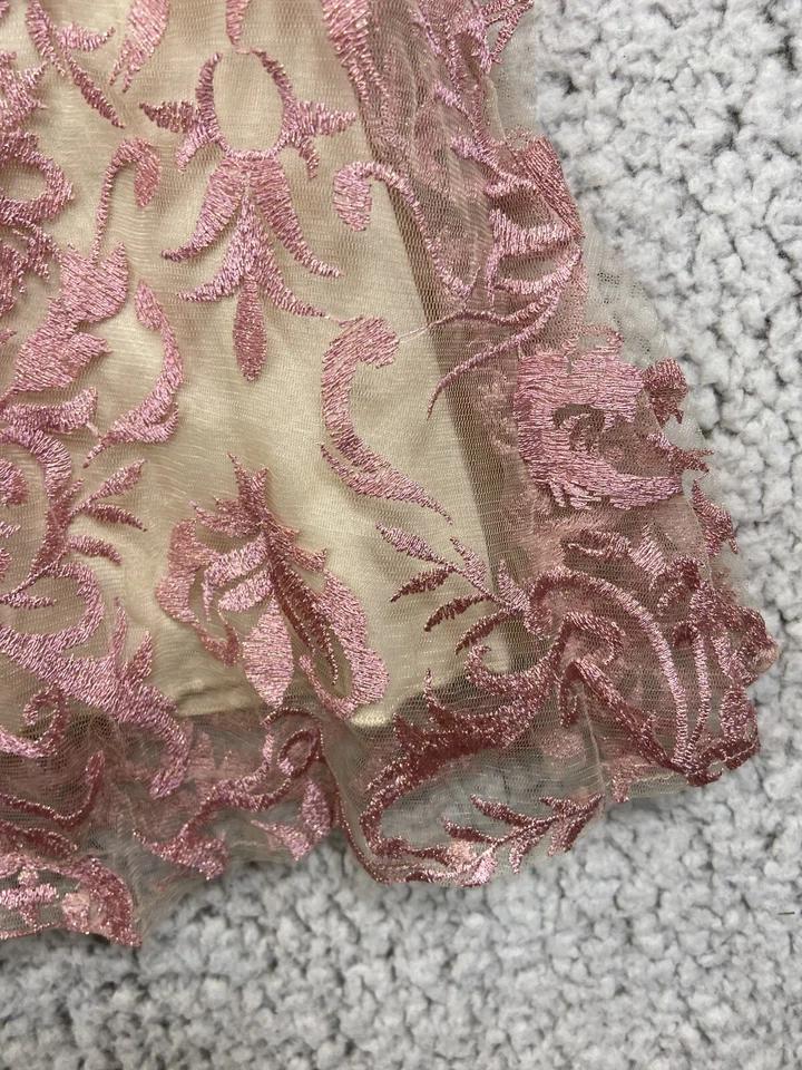 Vestido de formatura Speechless rosa e bege sem mangas zíper fechamento linha A juniores tamanho 5 - Imagem 3 de 4