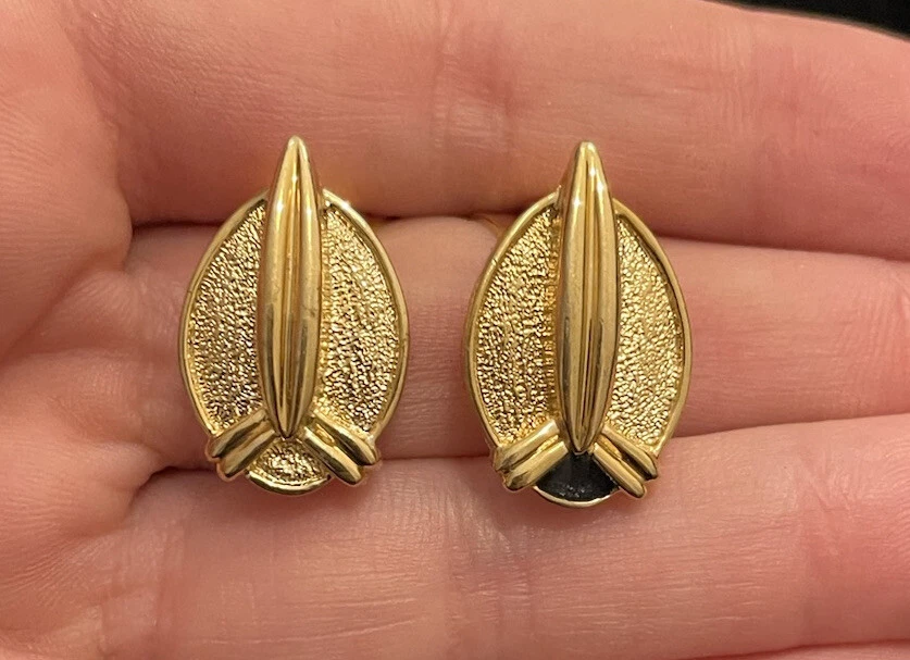 VINTAGE SIGNED JOMAZ GOLD TONE STONE CLIP ON EARRINGS 1