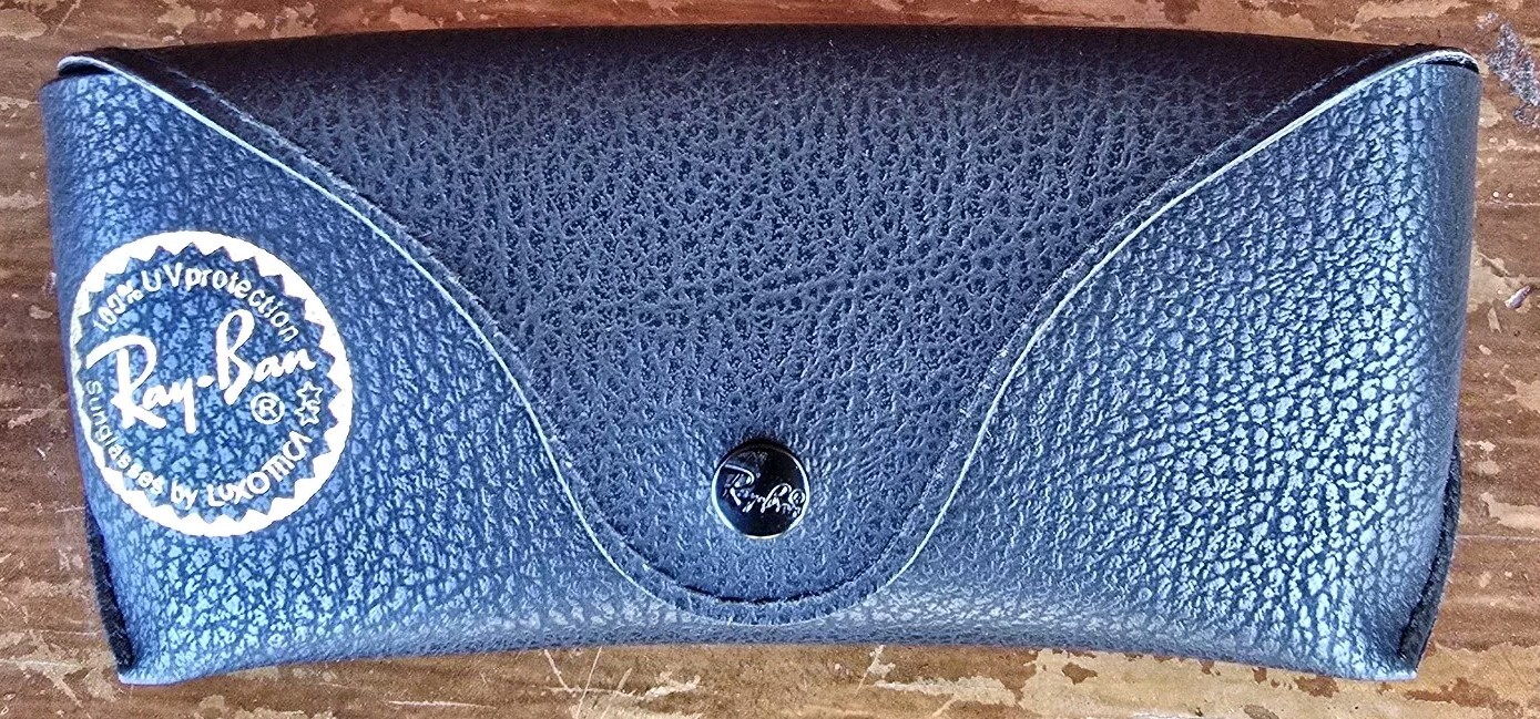 Ray Ban Sunglasses Glasses Case Black