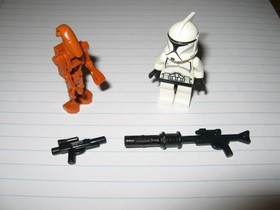 LEGO Star Wars Clone Trooper Phase 1 & Battle Droid Dark Orange 75015