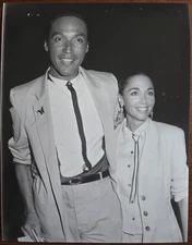 Stepfanie Kramer (Hunter) & Henry Kingi 1988 7x9 Press Photo