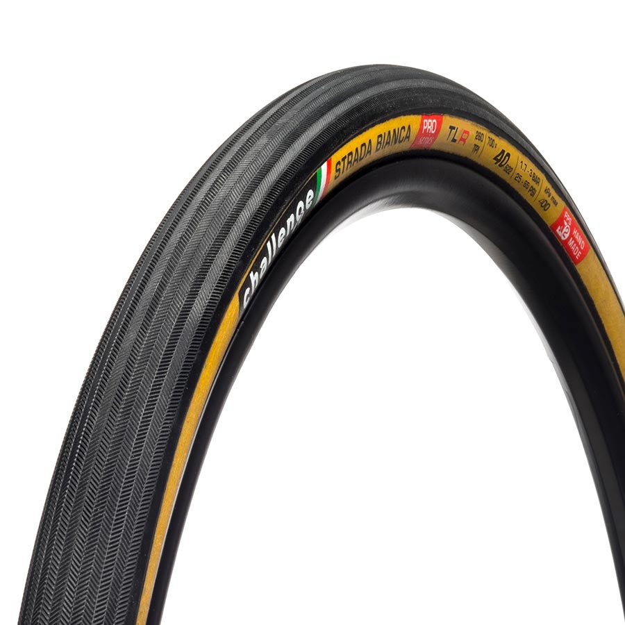 Бескамерная складная гравийная шина Challenge Strada Bianca Pro 700x40c из натурального нейлона 17790₽