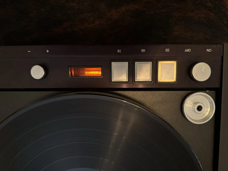 Tocadiscos Thorens TD 126 MK II excelente estado Foto 4 de 4