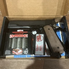 Daisy Power Line 45 Semiautomatic 13 Shot CO2 Pellet Repeater w/CO2 and Pellets