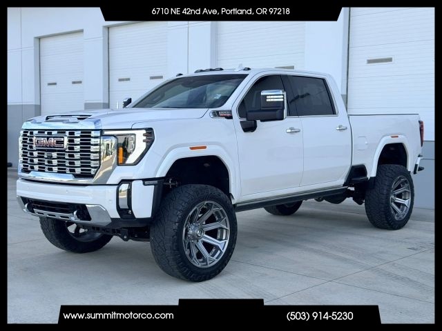 2024 GMC Sierra 2500 Denali Pickup 4D 6 1/2 ft