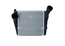 Ladeluftkühler MTR 30075806 für VW TOUAREG 7P5 7P6 7LA 7L6 7L7 TDI AUDI Q7 4LB