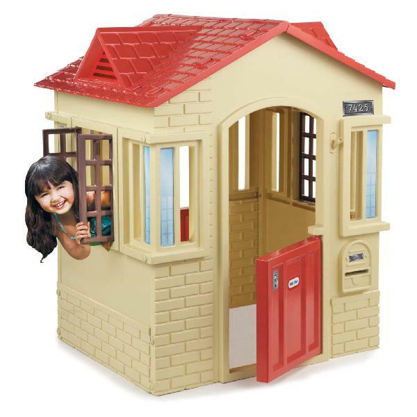 toddler outdoor playhouse