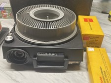 Kodak Carousel 760H Slide Projector - Remote, Ext., Tray And Case TESTED