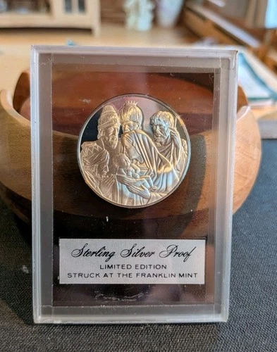 Franklin Mint Sterling Silver Proof Coin, 3 Wisemen, Baby Jesus, Mary