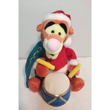 Disney Tigger Winnie The Pooh Christmas Holiday Plush Stuffed Toy VTG 2001
