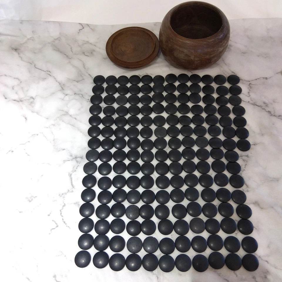 Japanese Vintage Go-Stone IGO Game Nachiguro Black & Clam White Stone W/ Bowl FS - Image 2 of 4