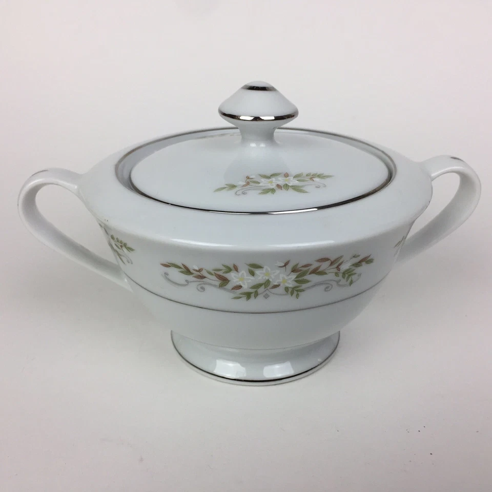 International Siver Co. 326 Springtime Sugar Bowl w/ Lid For Tea Coffee Used - Image 3 of 4