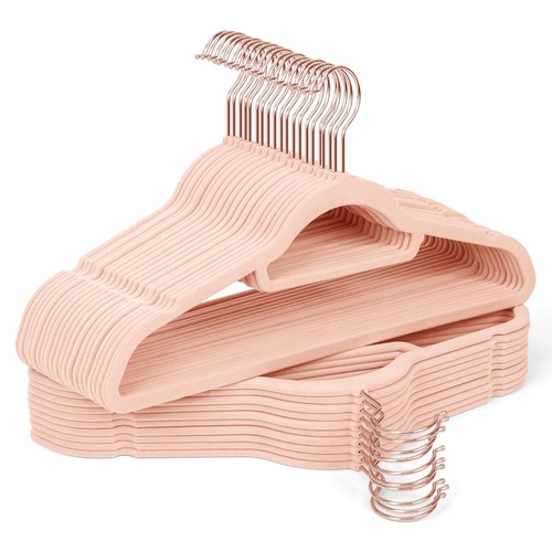 Velvet Hangers 30 Pack with Rose Gold Hooks, Non-Slip, Space Saving & Heavy D...