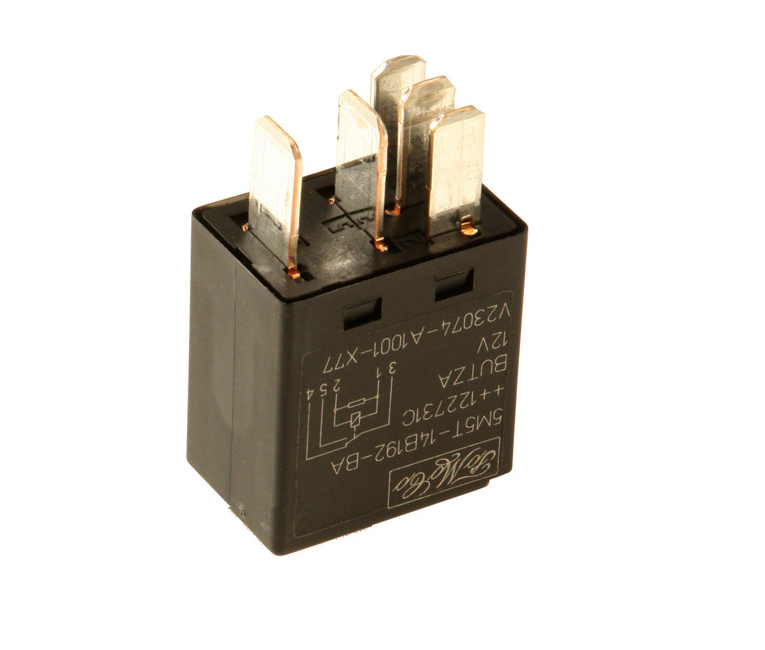 Genuine A/C Compressor Relay for 1998-2007 Volvo V70 C70 S80 30765031-image