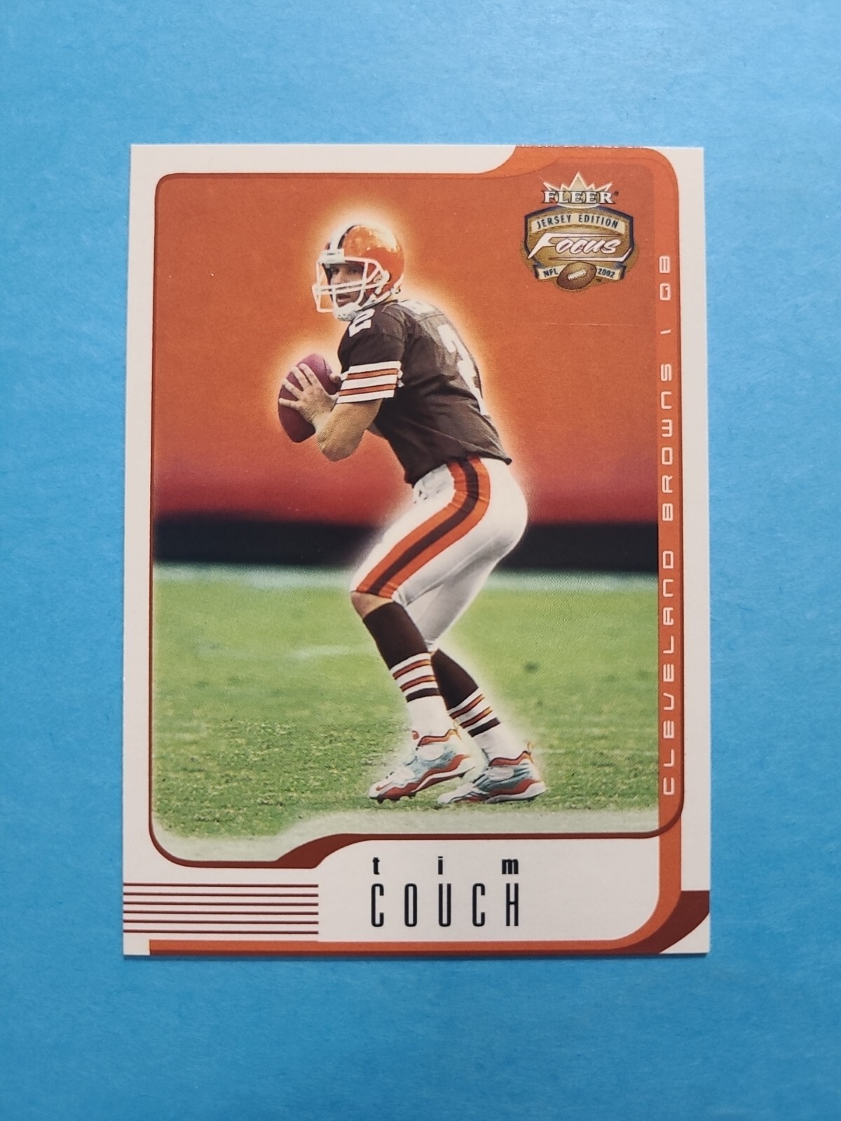 TIM COUCH 2002 FLEER FOCUS JERSEY EDITION FOOTBALL CARD # 46 G9666