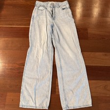 Hollister Ultra High-Rise Baggy Jeans Womens 4 Light Wash Wide Leg Raw Hem 27