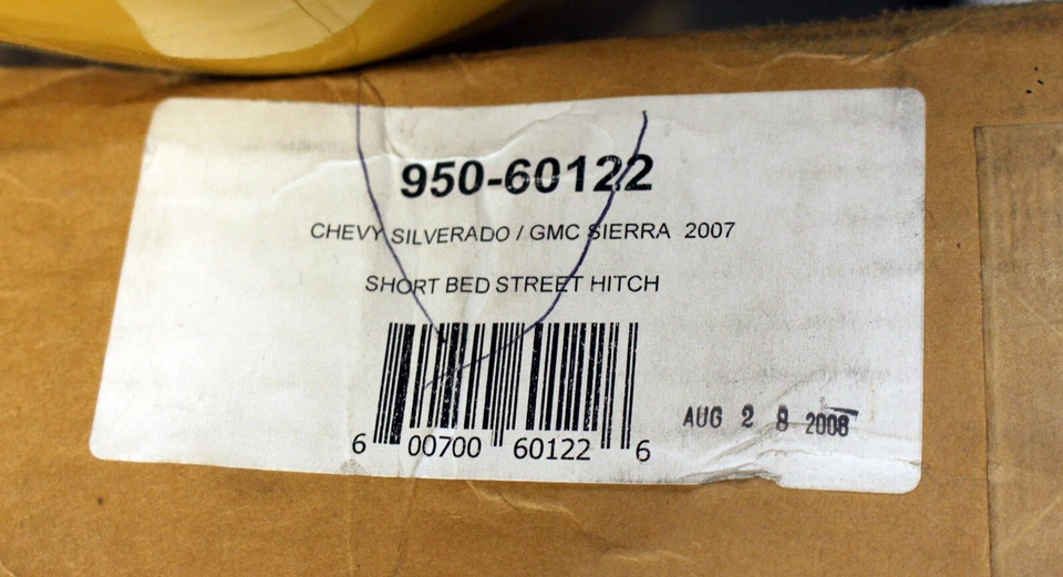 Enganche de remolque oculto Street Scene 950-60120 para Silverado Sierra 99-06 Foto 2 de 2