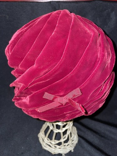 3 Vintage Hat Red Burgundy Velvet Hats Cloche hats Turban - Picture 7 of 9