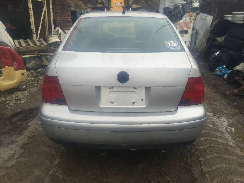 Tubo de escape JETTA 2001 65817 Foto 3 de 4